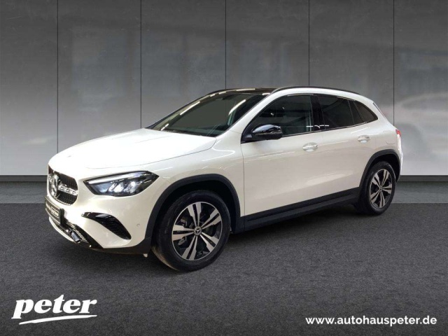 Mercedes-Benz GLA 220
