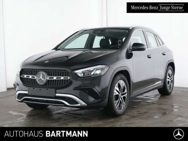 Mercedes-Benz GLA 220