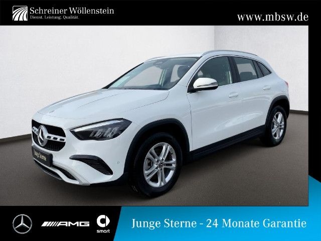 Mercedes-Benz GLA 220