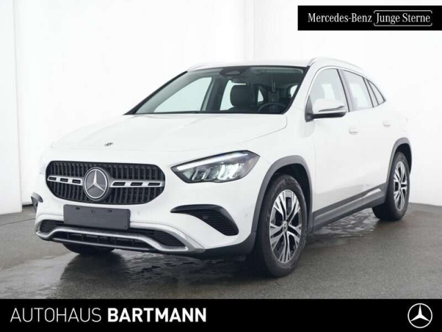 Mercedes-Benz GLA 220