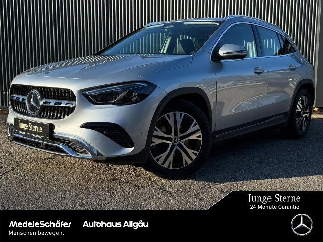Mercedes-Benz GLA 220