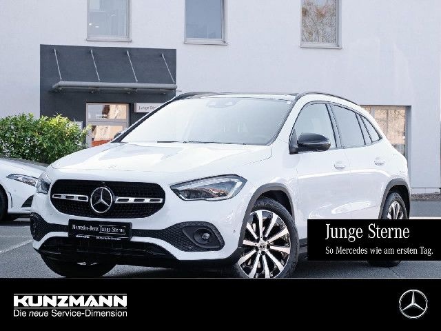 Mercedes-Benz GLA 220