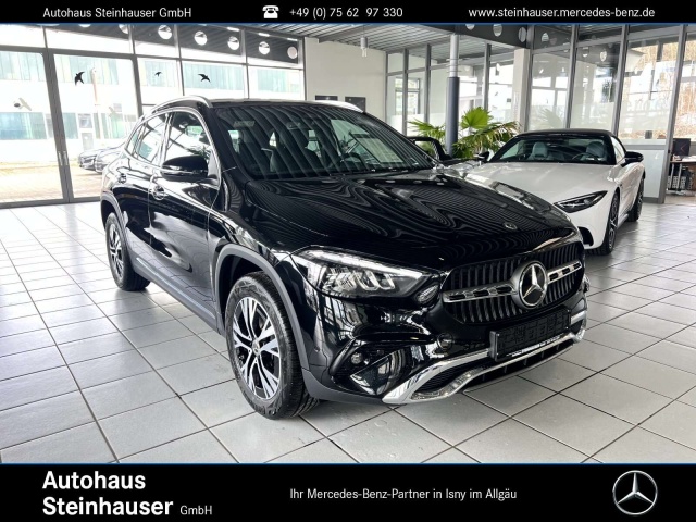Mercedes-Benz GLA 220