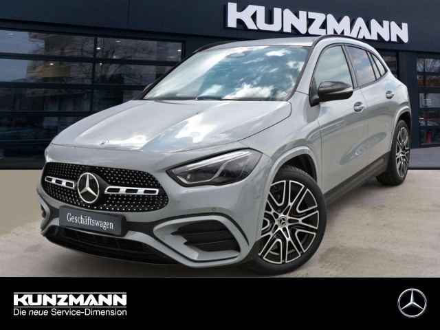 Mercedes-Benz GLA 220