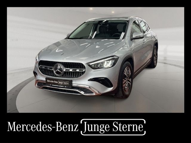 Mercedes-Benz GLA 220