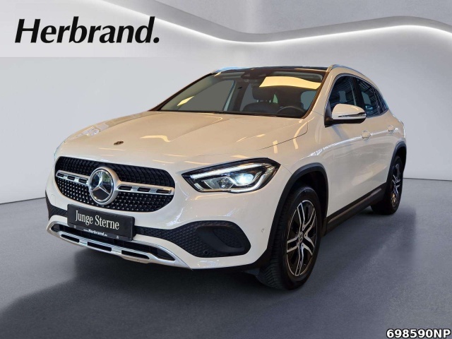 Mercedes-Benz GLA 220