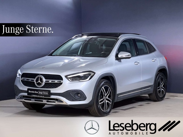Mercedes-Benz GLA 220