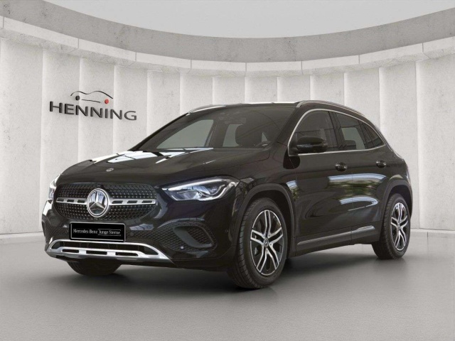 Mercedes-Benz GLA 220