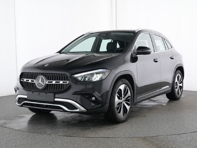 Mercedes-Benz GLA 220