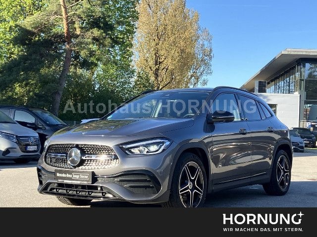 Mercedes-Benz GLA 220