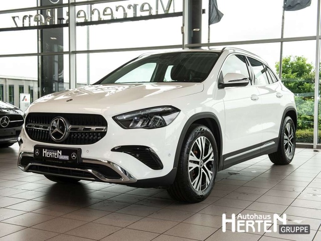 Mercedes-Benz GLA 220