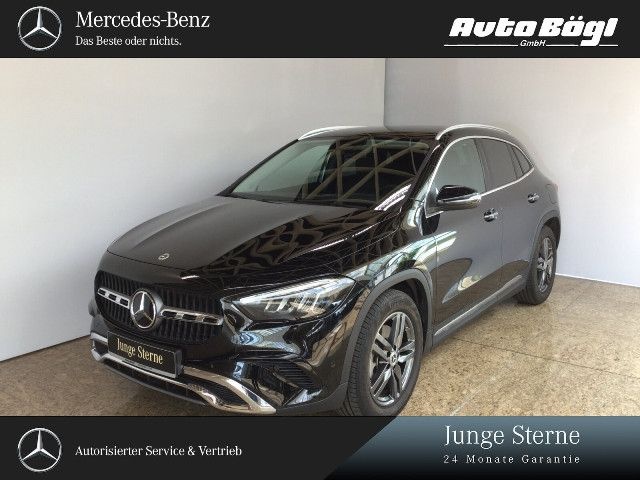 Mercedes-Benz GLA 220