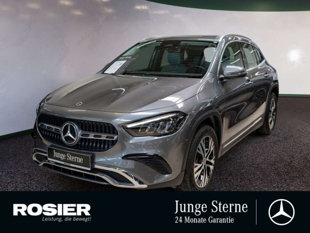 Mercedes-Benz GLA 220