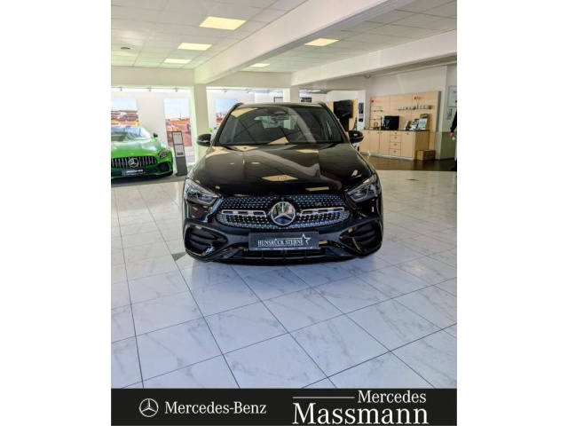 Mercedes-Benz GLA 220