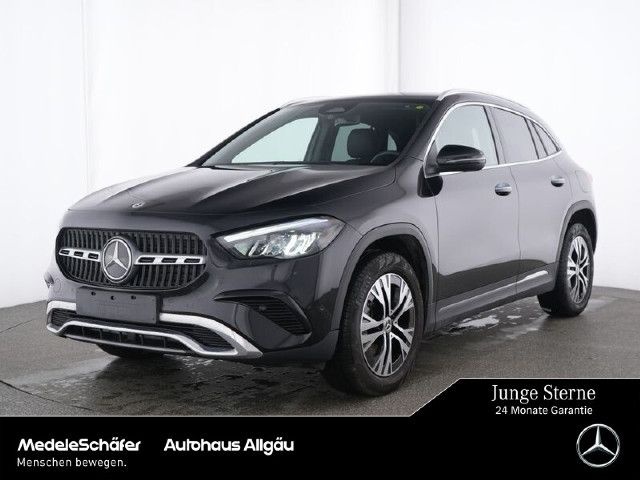 Mercedes-Benz GLA 220