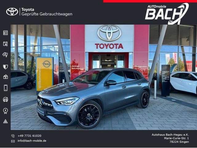 Mercedes-Benz GLA 220