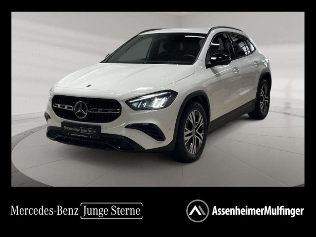 Mercedes-Benz GLA 220