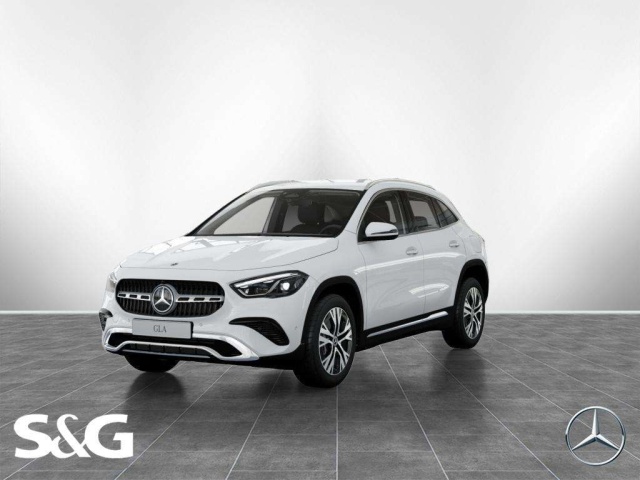 Mercedes-Benz GLA 220