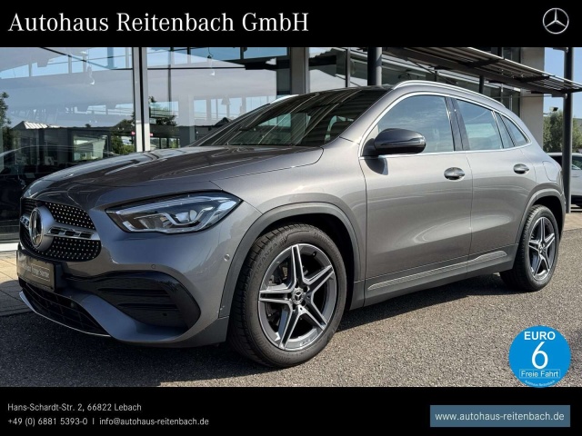 Mercedes-Benz GLA 220