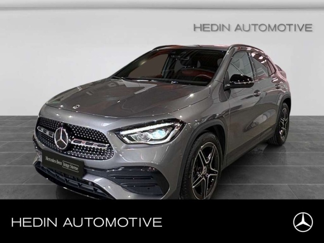 Mercedes-Benz GLA 220