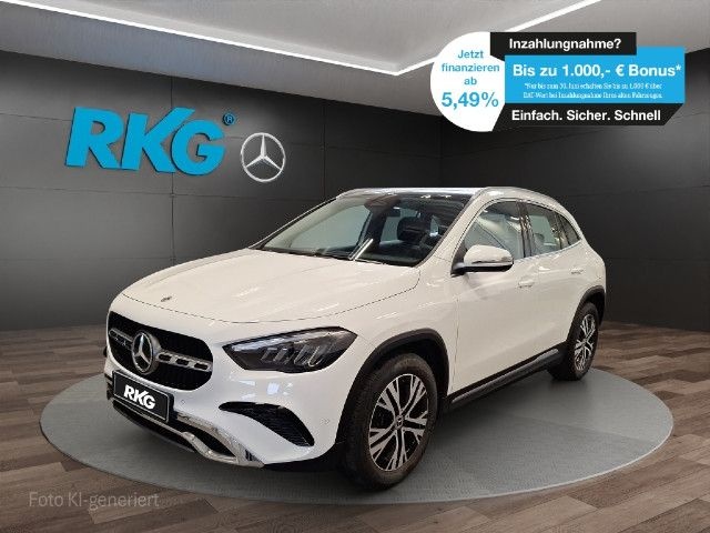 Mercedes-Benz GLA 220