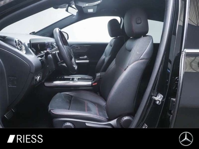 Mercedes-Benz GLA 220