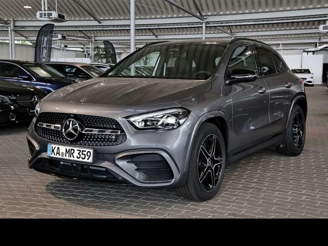 Mercedes-Benz GLA 220