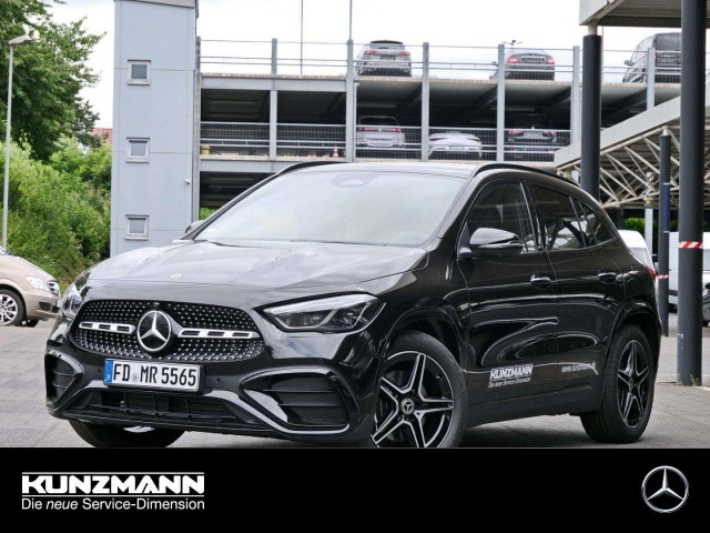 Mercedes-Benz GLA 220