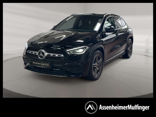 Mercedes-Benz GLA 220