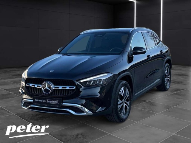 Mercedes-Benz GLA 220