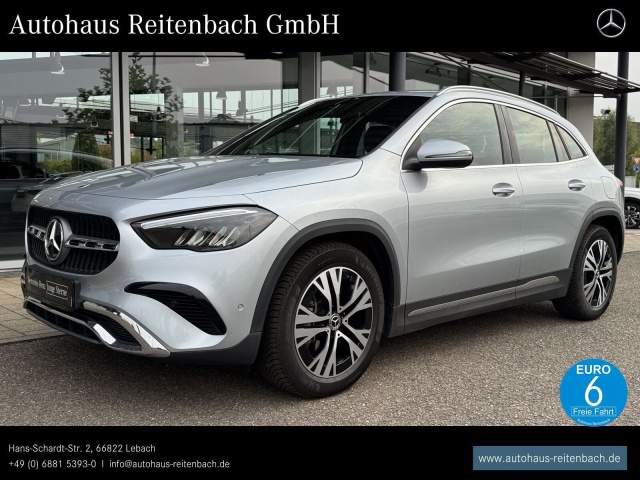 Mercedes-Benz GLA 220