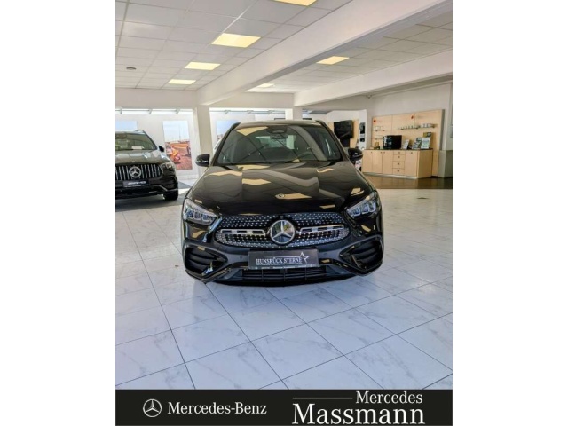 Mercedes-Benz GLA 220