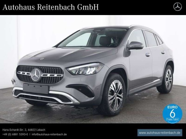 Mercedes-Benz GLA 220