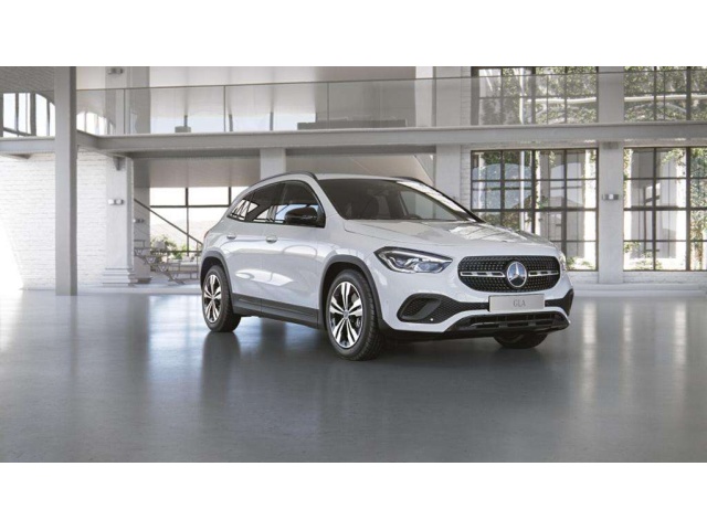 Mercedes-Benz GLA 220