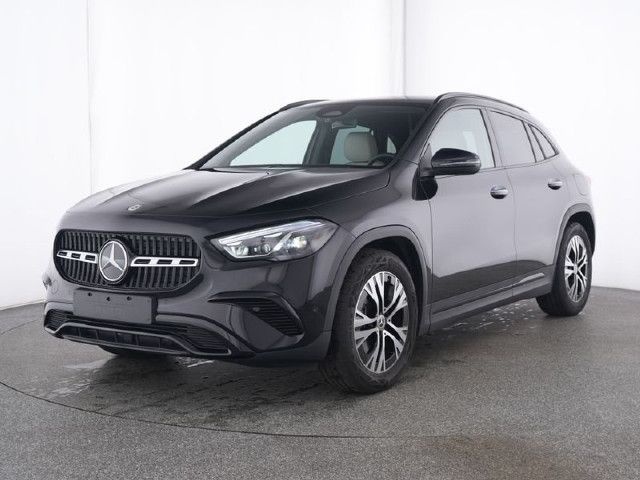 Mercedes-Benz GLA 220