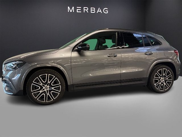 Mercedes-Benz GLA 220
