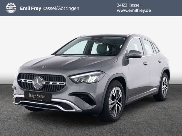 Mercedes-Benz GLA 220
