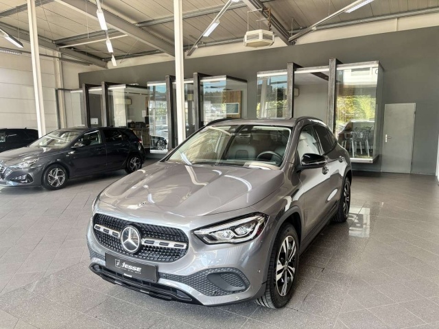 Mercedes-Benz GLA 250