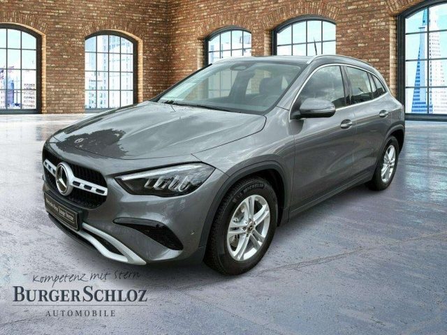 Mercedes-Benz GLA 180