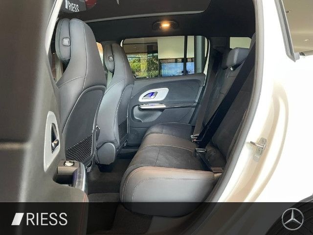 Mercedes-Benz GLB 180