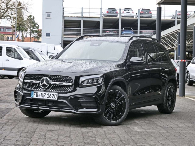 Mercedes-Benz GLB 200