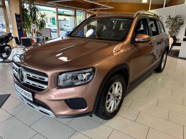 Mercedes-Benz GLB 200
