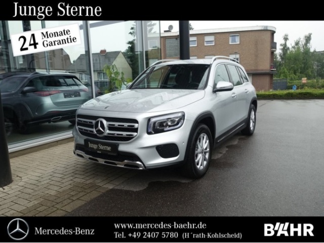 Mercedes-Benz GLB 220