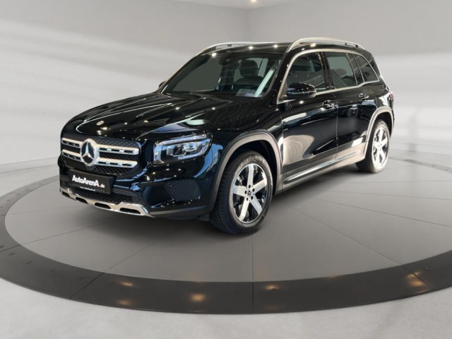 Mercedes-Benz GLB 220