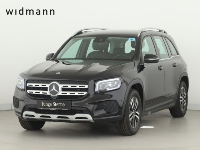 Mercedes-Benz GLB 220