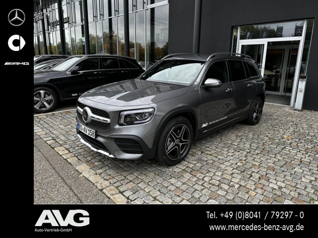 Mercedes-Benz GLB 220