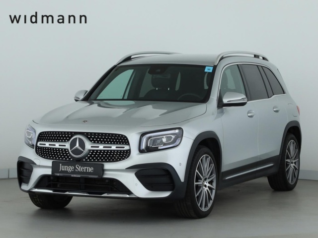 Mercedes-Benz GLB 220