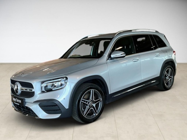 Mercedes-Benz GLB 220