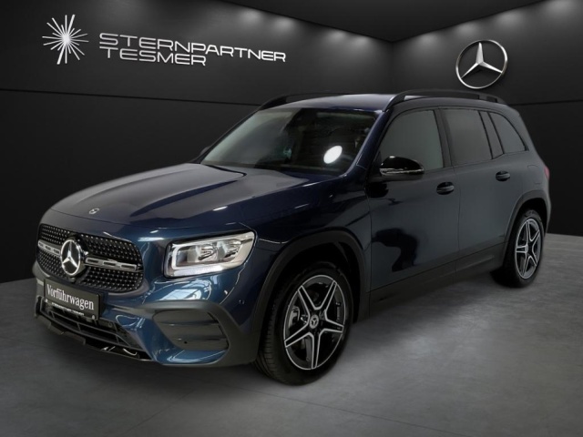 Mercedes-Benz GLB 220