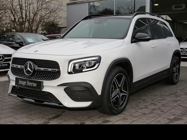 Mercedes-Benz GLB 220